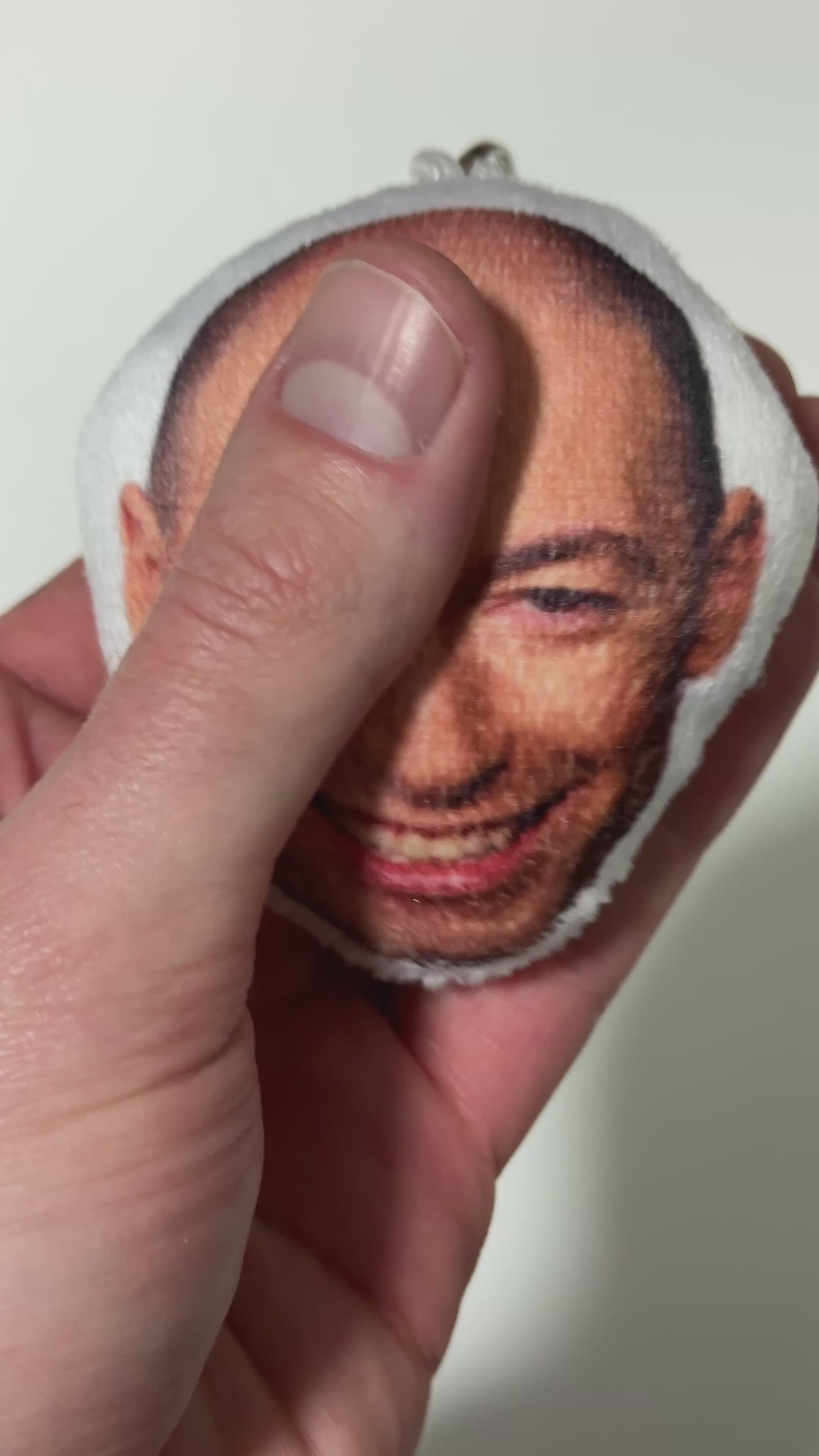 Keychain with speaker Dmitry Gordon