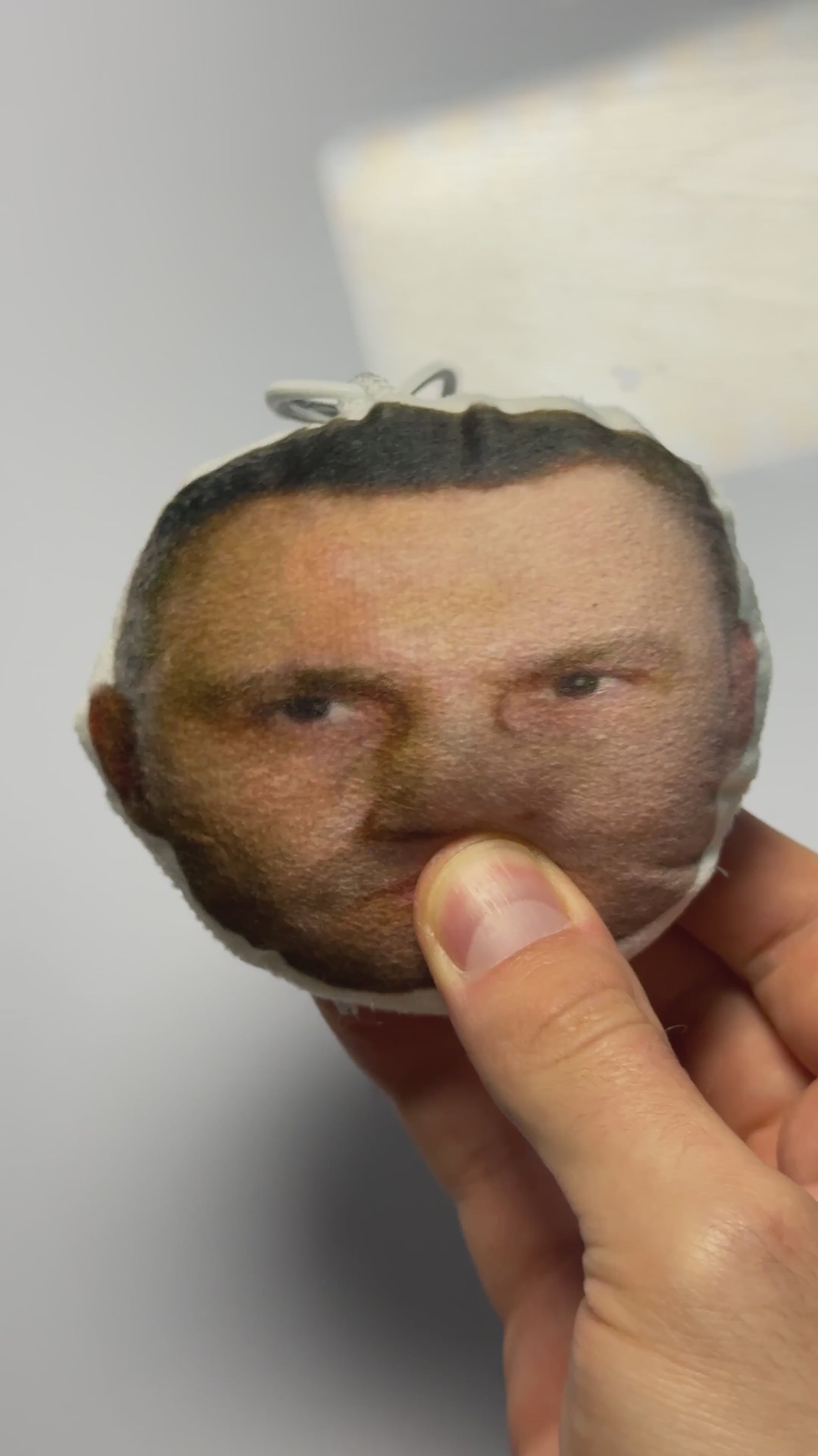Keychain with speaker Vitaliy Klitschko