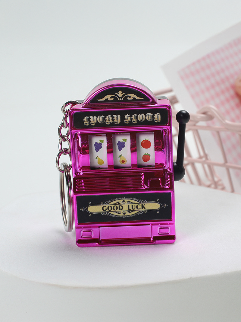 Mini slot machine key chain set 