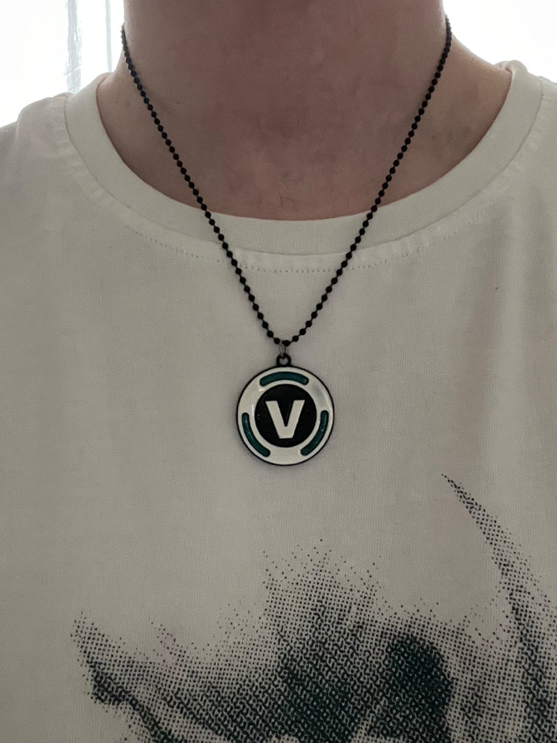 Кулон V-BUCKS FORTNITE