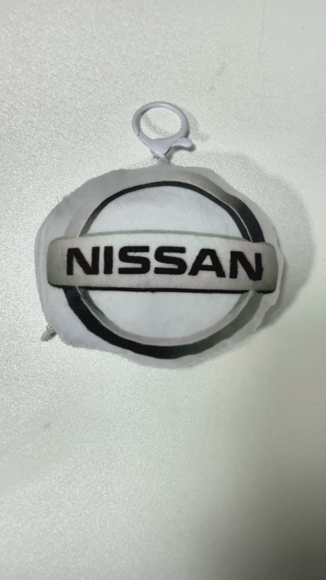Брелок із динаміком Nissan
