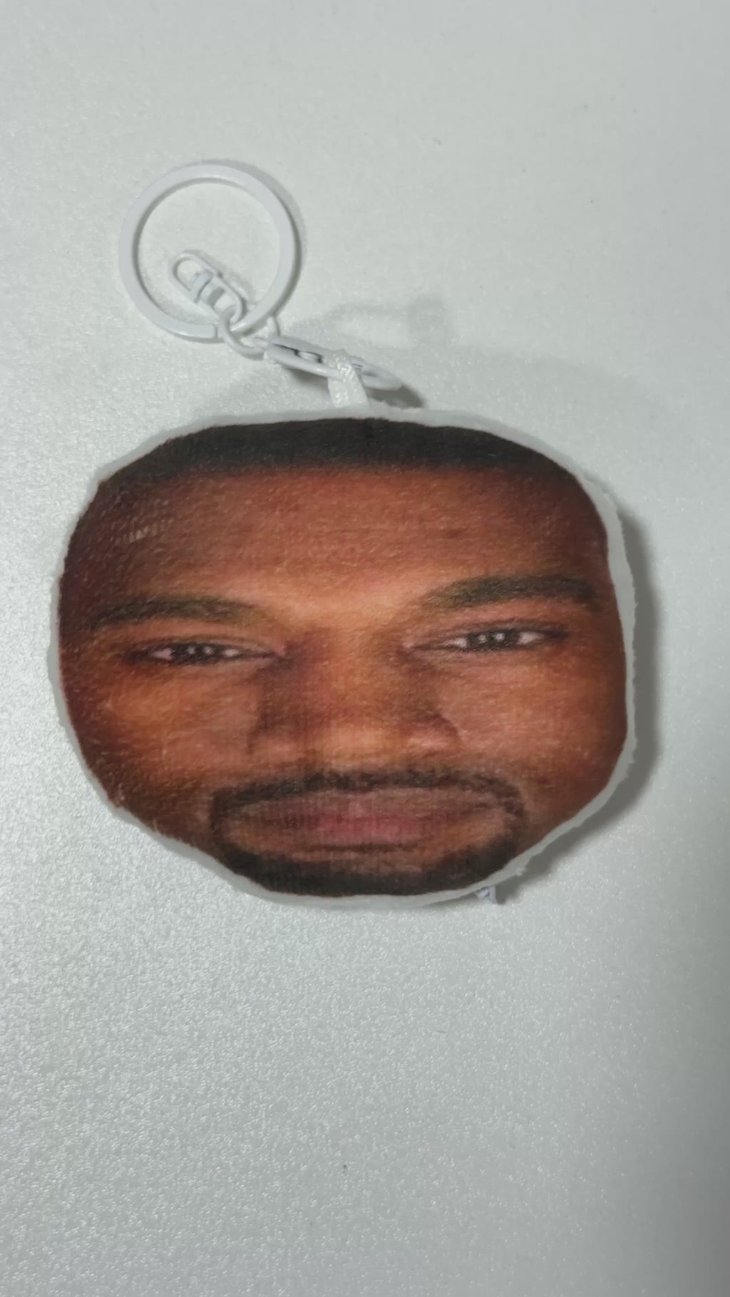 Брелок із динаміком Kanye Fortnite Ballz