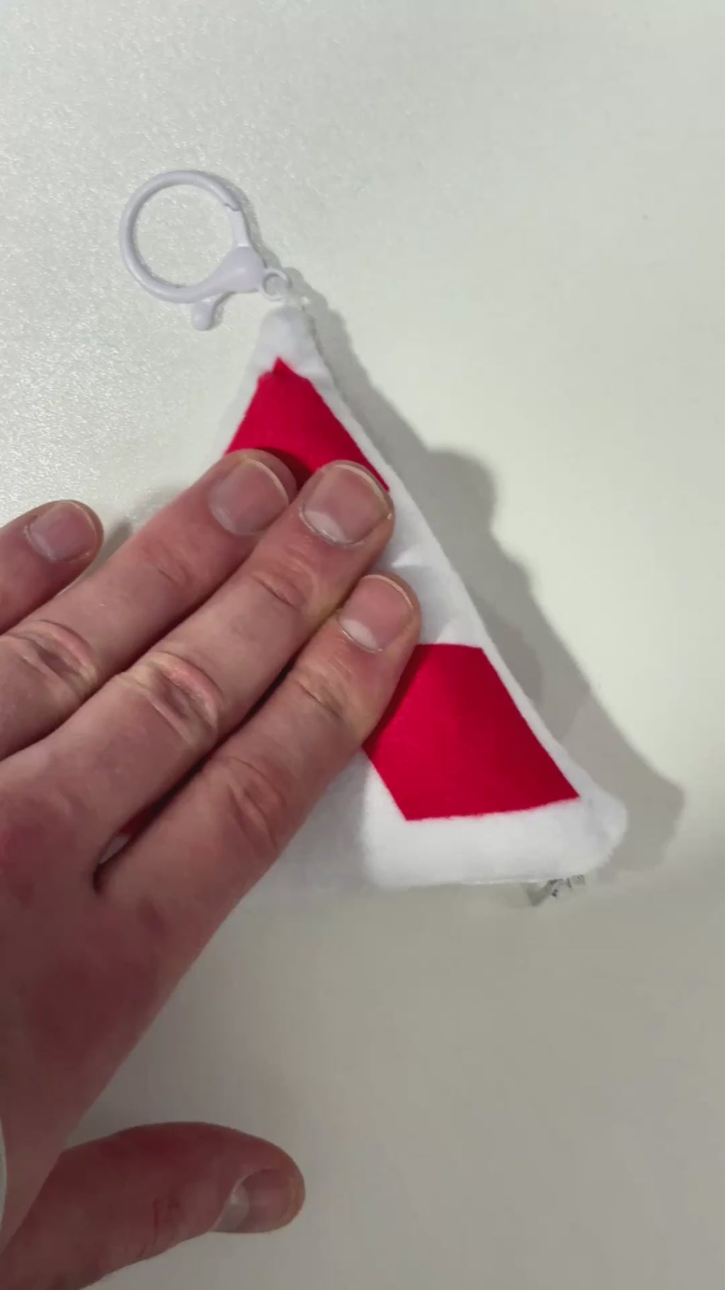 Брелок із динаміком Mitsubishi