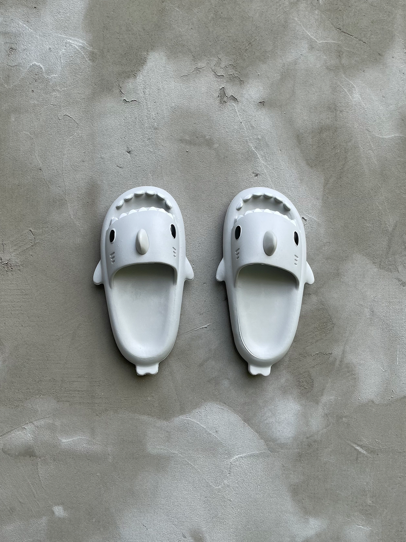 Капці SHARK SLIPPERS WHITE